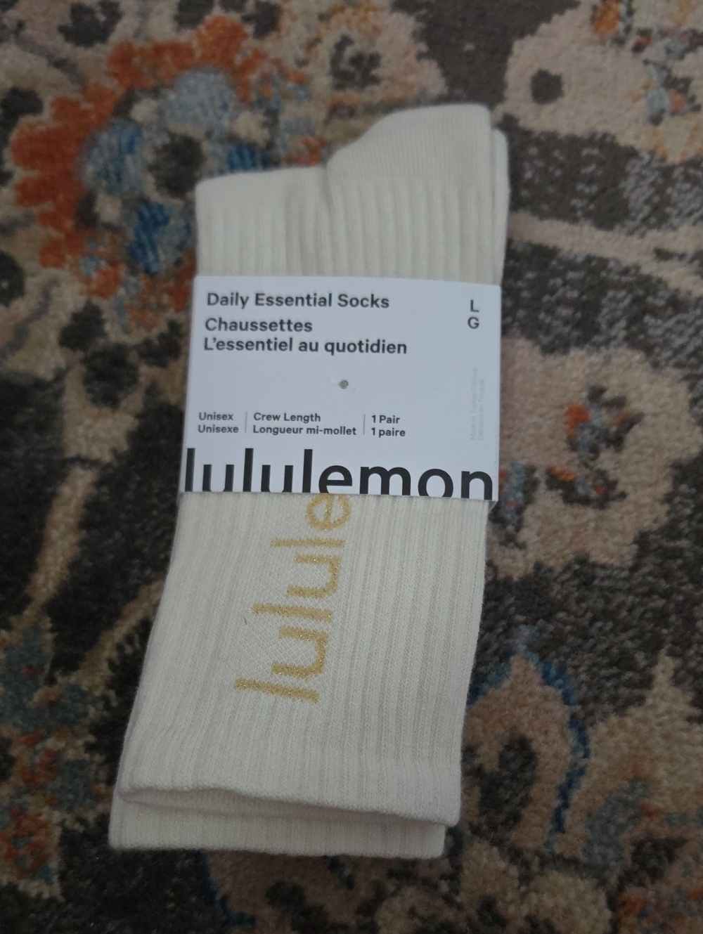 New lululemon athletica Cream Crew Socks with Gold Logo Sz L